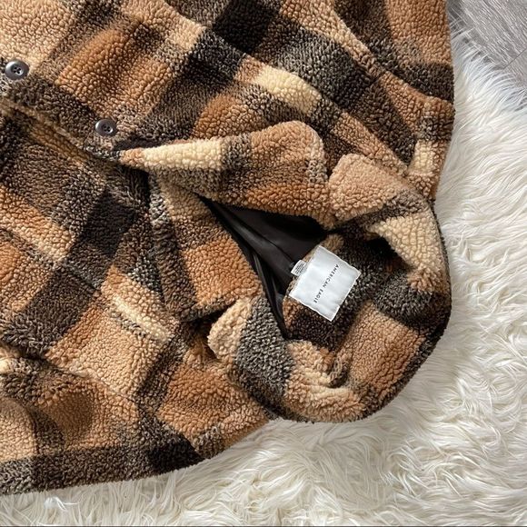 AMERICAN EAGLE oversized faux Sherpa fur coat - Picture 6 of 7